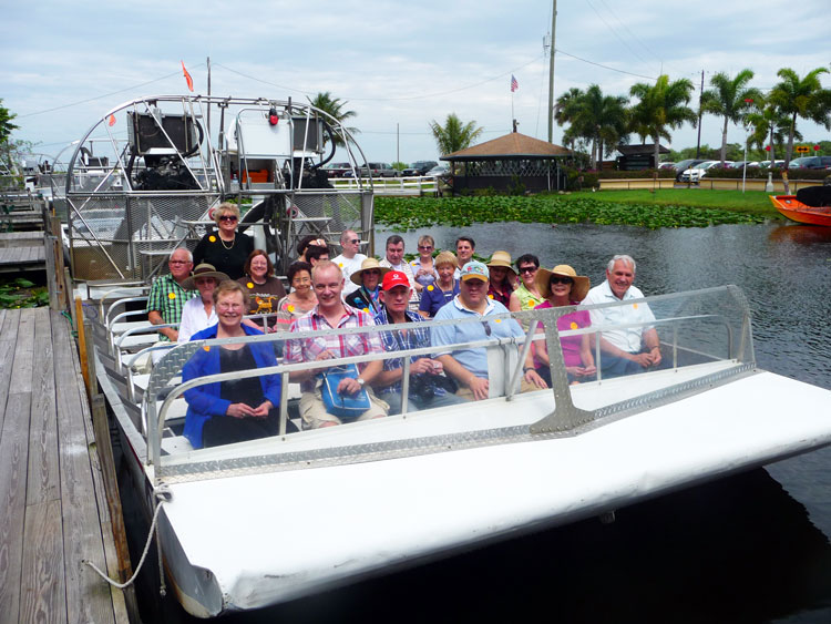World Cat Congress delegates and hosts on Everglades trip
